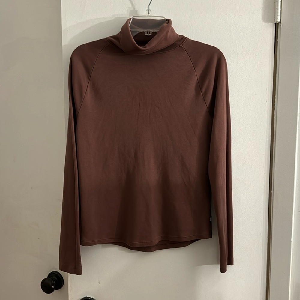 North face turtle neck